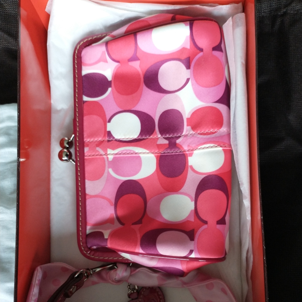 Authentic Coach wristlet